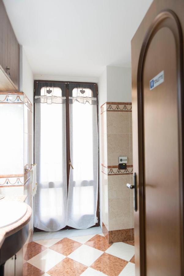 Laetitia Guest House32 Aversa Exteriör bild